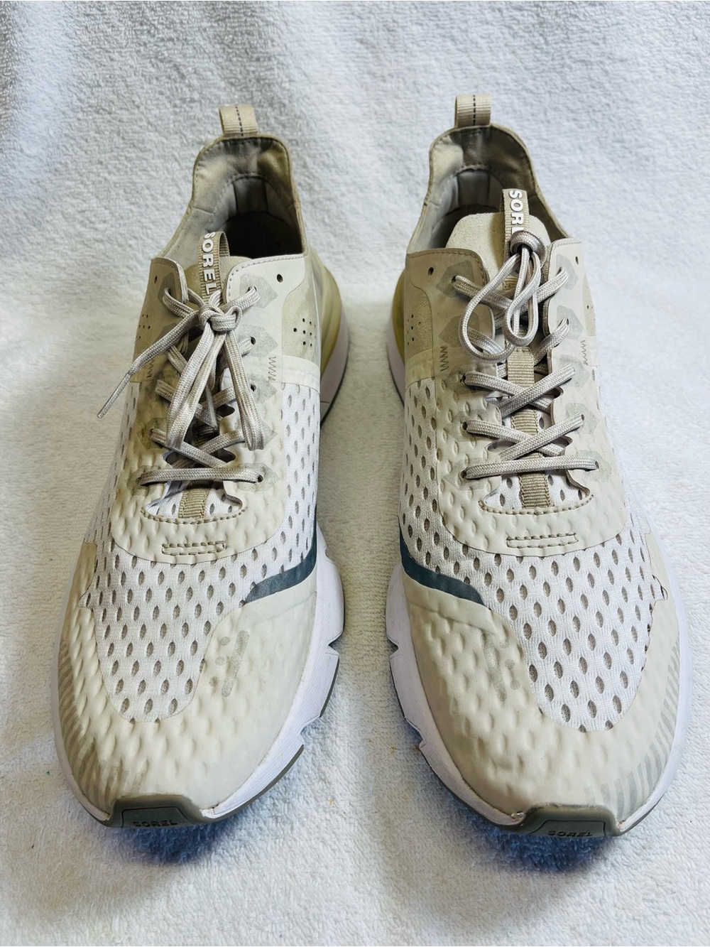 Sorel Men’s Lightweight Beige Mesh Sneaker Mens Size 12